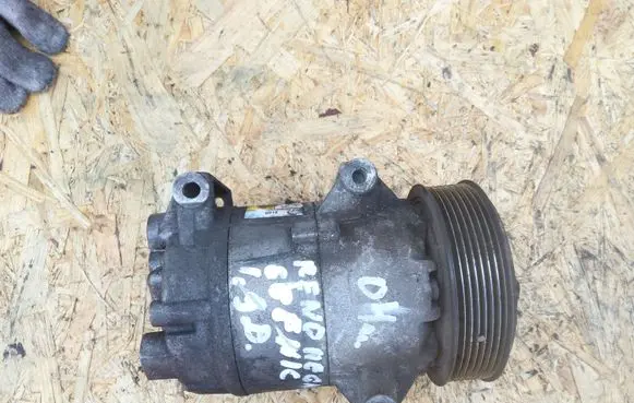 Renault Scenic II - Grand scenic II Air conditioning (A/C) compressor (pump) 8200309193