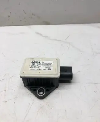 Audi A6 S6 C6 4F ESP acceleration yaw rate sensor 8E0907637B 0265005618 7005851