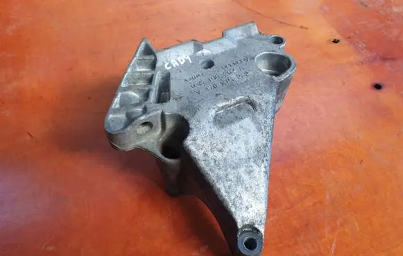 Volkswagen Caddy Engine mounting bracket 03G199207A
