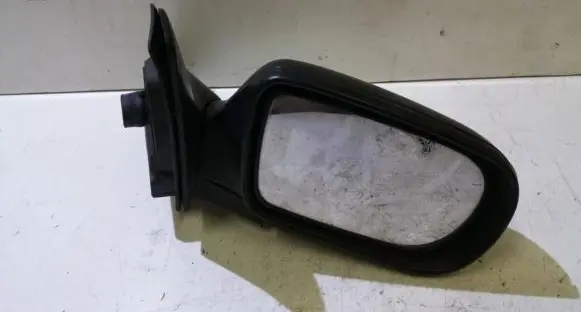 Mazda 323 Front door electric wing mirror