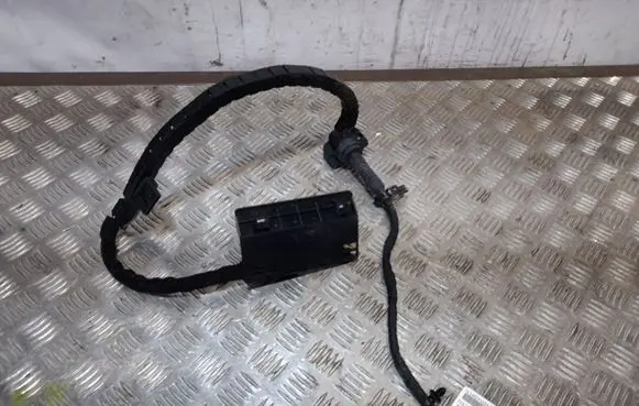 Chrysler Pacifica Sliding door wiring loom P68230073AD
