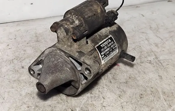Toyota Yaris Starter motor 281000J010 MS2280009530