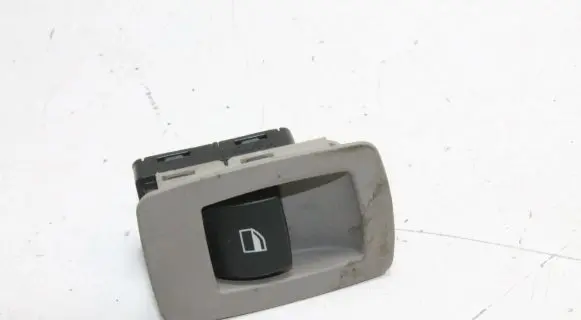 BMW 1 E81 E87 Electric window control switch 6970258