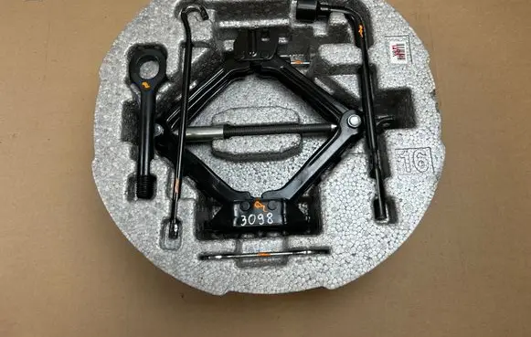 Hyundai i40 Tool set 091492Z100