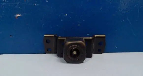 Toyota Highlander XU50 Front bumper camera 867900E081