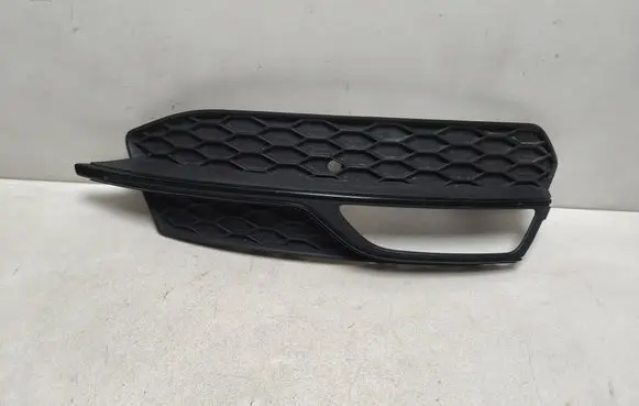 Audi A3 S3 8V Front bumper lower grill 8V3807682G