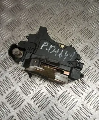 Mitsubishi Colt Front door lock