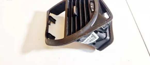 Citroen C4 I Picasso Dash center air vent grill 303843 303797