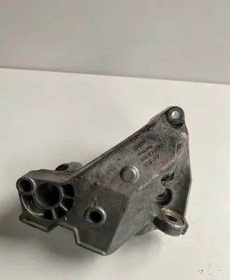 Volkswagen Golf IV Engine mounting bracket 038199207G