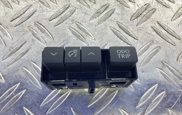 Lexus RC Light switch 15D053