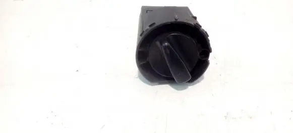 Volkswagen PASSAT B5.5 Light switch 1C0941531