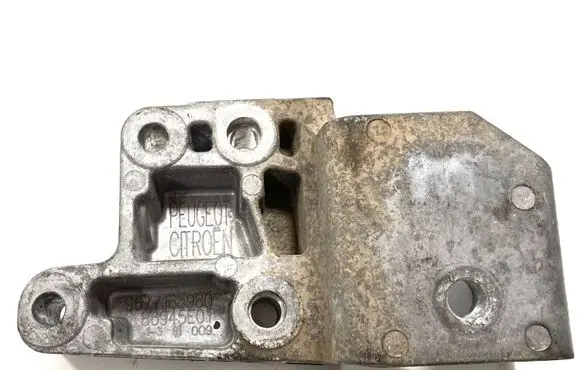 Peugeot 508 Engine mounting bracket 9677163980 86945E01