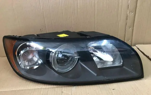 Volvo V50 Headlight/headlamp