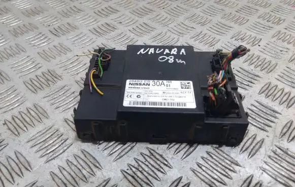 Nissan Navara D40 Comfort/convenience module 5WK48922