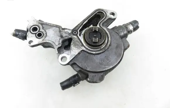 Audi A4 S4 B5 8D Vacuum pump 038145209A