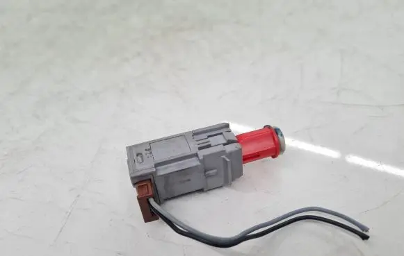 Opel Tigra B Brake pedal sensor switch 09185907