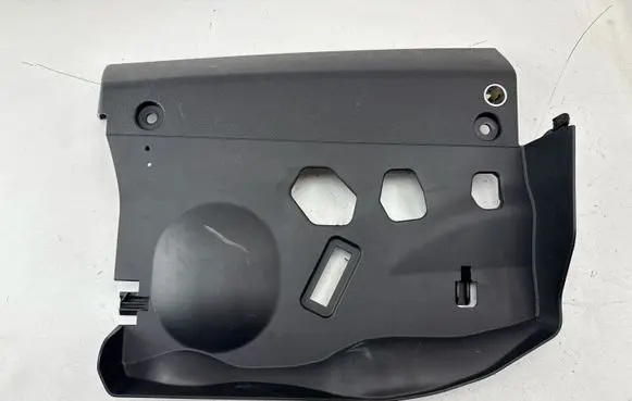 BMW 1 F20 F21 Dashboard lower bottom trim panel 17806410