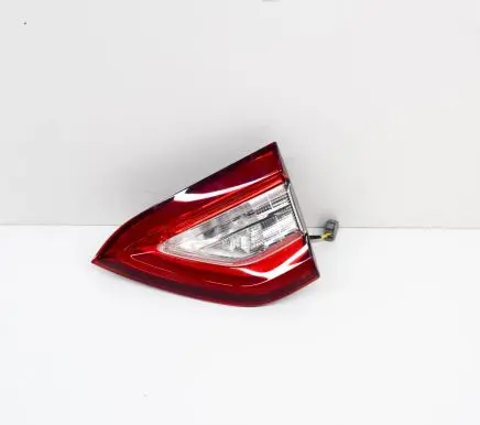 Maserati Levante Tailgate rear/tail lights CCC150001 670106834