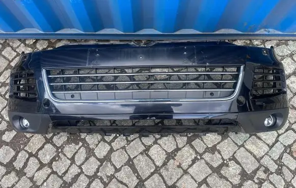 Volkswagen Touareg II Front bumper 7P6807221C