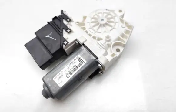 Seat Altea XL Rear door window regulator motor 3C0959704D 995915-570