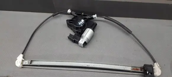 Mazda 6 Rear window lifting mechanism without motor