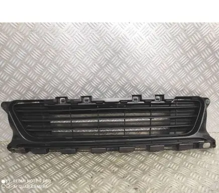 Peugeot 308 Front bumper lower grill AA38261457 9818645580