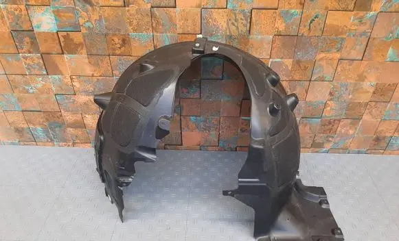 BMW X7 G07 Front arch 7424914 7424912 51747424914