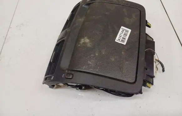 Dash center air vent grill