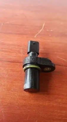 BMW 1 E81 E87 Camshaft position sensor 7803093