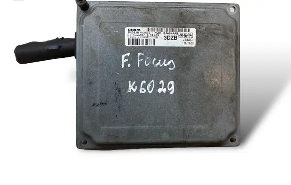 Ford Focus Engine control unit/module 6M5112A650AAB S118944012B 3DZB