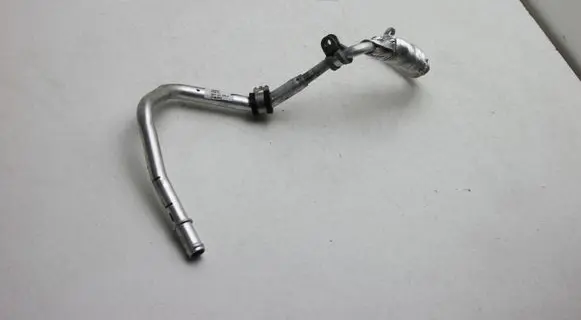 Audi A4 S4 B9 Engine coolant pipe/hose 06M121085H