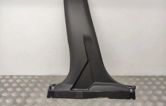 Nissan X-Trail T32 (B) pillar trim (bottom) 769164CE0A