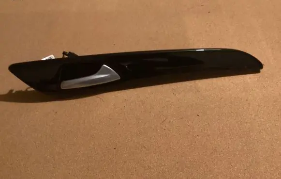 Mercedes-Benz GLE (W166 - C292) Front door interior handle A1667600661