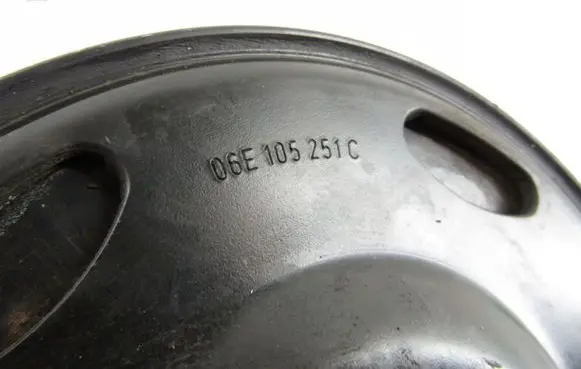 Audi A6 S6 C6 4F Crankshaft pulley 06e105251c