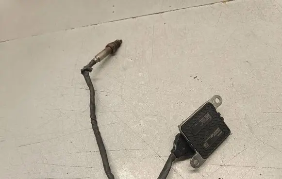 Mercedes-Benz E W213 Lambda probe sensor SNS1005 A0009058011 A3C0105750002