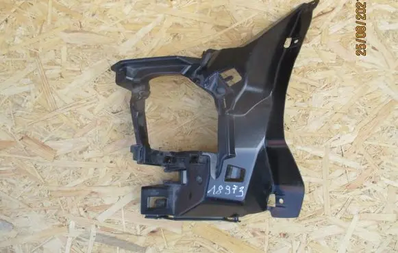 BMW 1 F20 F21 Front bumper mounting bracket 51117371739