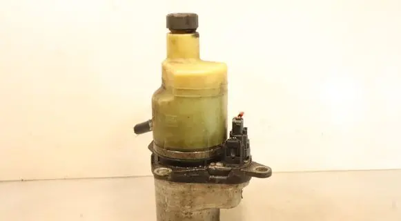 Volvo V50 Power steering pump 5N513K514CB