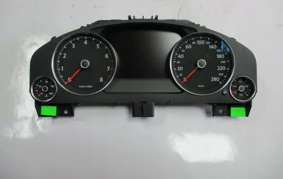 Volkswagen Touareg II Speedometer (instrument cluster) 7P6920880C