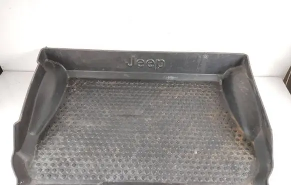 Jeep Cherokee III KJ Rubber trunk/boot mat liner 