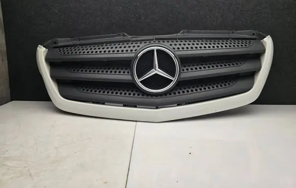Mercedes-Benz Sprinter W906 Front grill 2169340200 A9068880523