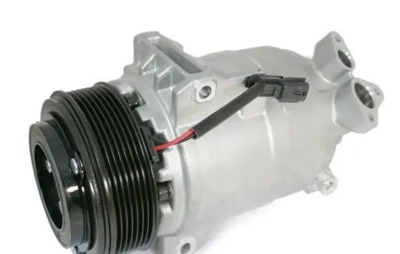 Renault Koleos I Air conditioning (A/C) compressor (pump) 926007877R 510741 8FK351001391