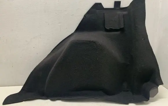 Trunk/boot side trim panel