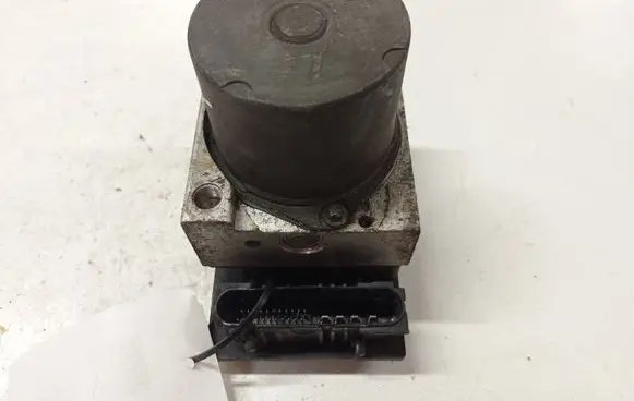 Renault Megane II ABS Pump 2265100416085 0265231300 8200038695