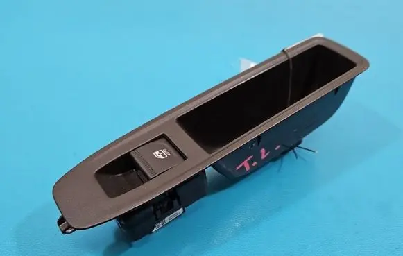 Dacia Duster III Electric window control switch P254218388R IMPRK1569618