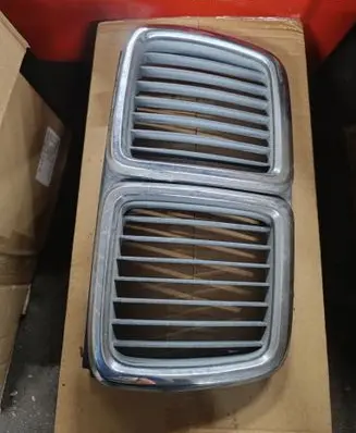 BMW 7 E32 Front grill 19086970