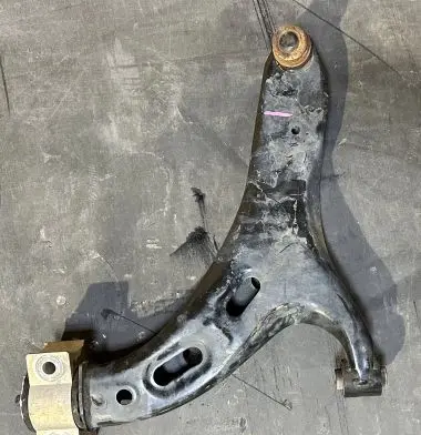 Subaru Outback (BS) Front lower control arm/wishbone