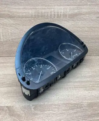 Mercedes-Benz Sprinter W906 Speedometer (instrument cluster) 3146448