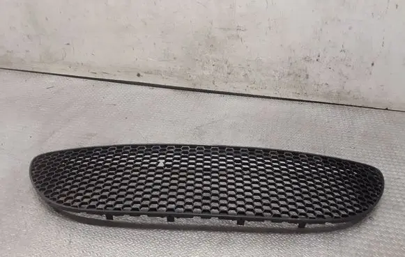 Seat Toledo III (5P) Front bumper lower grill 5P0853667A