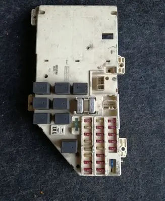 Chrysler Concorde Fuse box set 16238AC