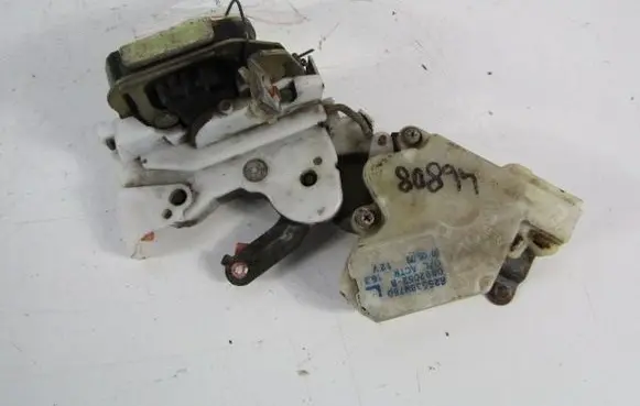 Nissan Almera Tino Rear door lock 